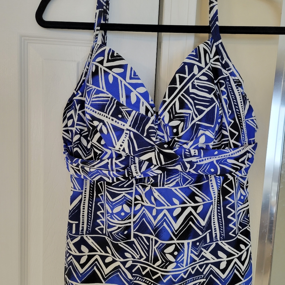 St John's Bay  tankiini swim top